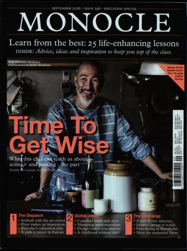 MONOCLE   09
