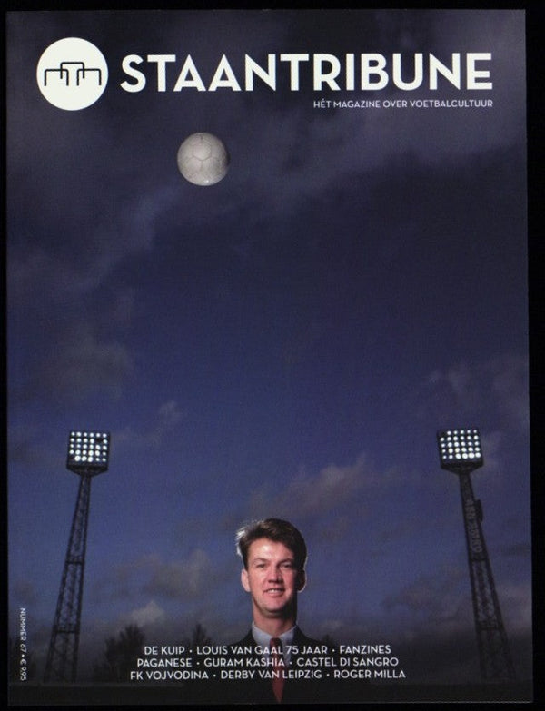STAANTRIBUNE 2667